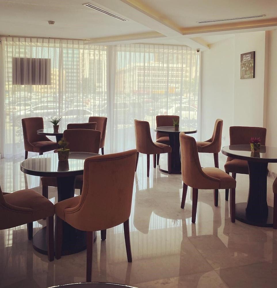 Hotel Nova Park 3*