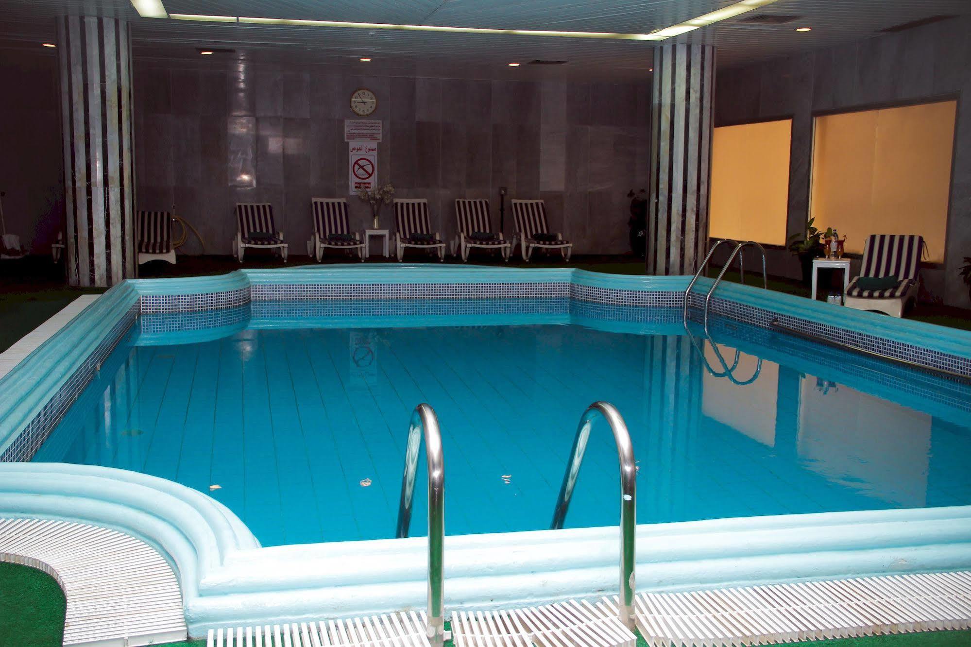 Nova Park Hotel 3*
